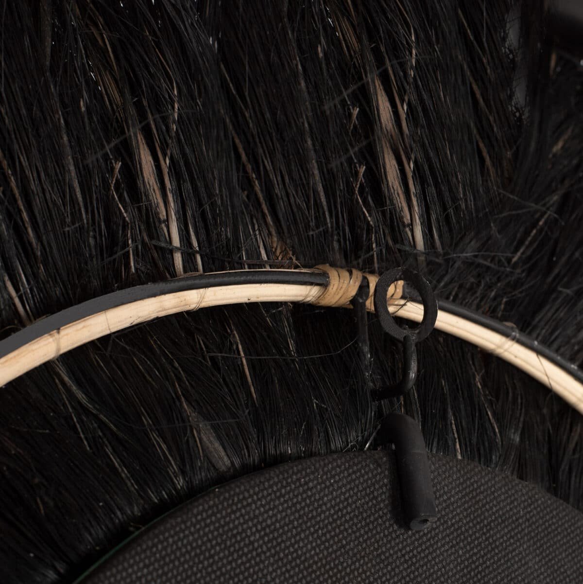 ΚΑΘΡΕΠΤΗΣ ΤΟΙΧΟΥ ΣΤΡΟΓΓΥΛΟΣ ΑΠΟ ΙΝΕΣ ΚΑΝΝΑΒΗΣ ΜΑΝΙΛΑΣ ΣΕ ΧΡΩΜΑ ΦΥΣΙΚΟ ΜΑΥΡΟ 70x4x70Υεκ.HM7737 - Image 7