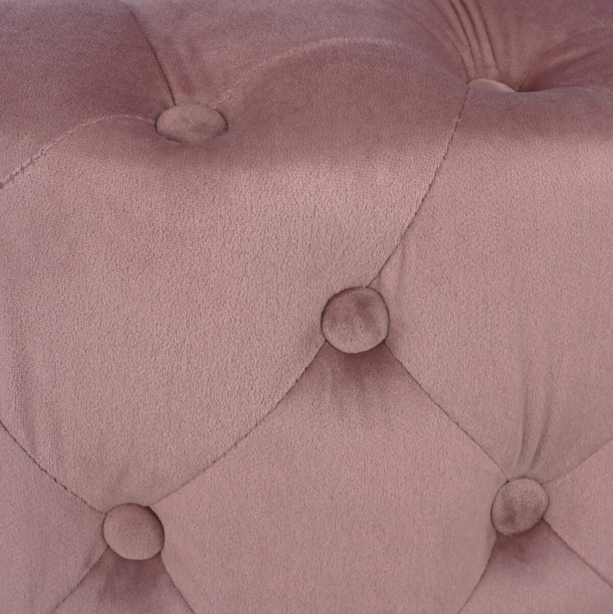 ΣΚΑΜΠΟ KASSIE  ΣΑΠΙΟ ΜΗΛΟ ΒΕΛΟΥΔΟ ΤΥΠΟΥ CHESTERFIELD HM8406.02 Φ60x43Υ εκ. - Image 4