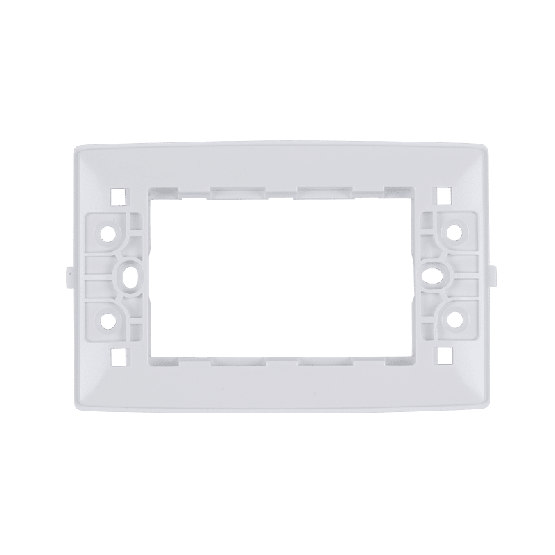 LECCE ΒΑΣΗ ΜΟΝΗ/ ΤΡΙΠΛΗ LECCE ΒΑΣΗ ΜΟΝΗ/ ΤΡΙΠΛΗ